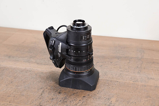 Fujinon XA16x8A-XB8(A) (16x)